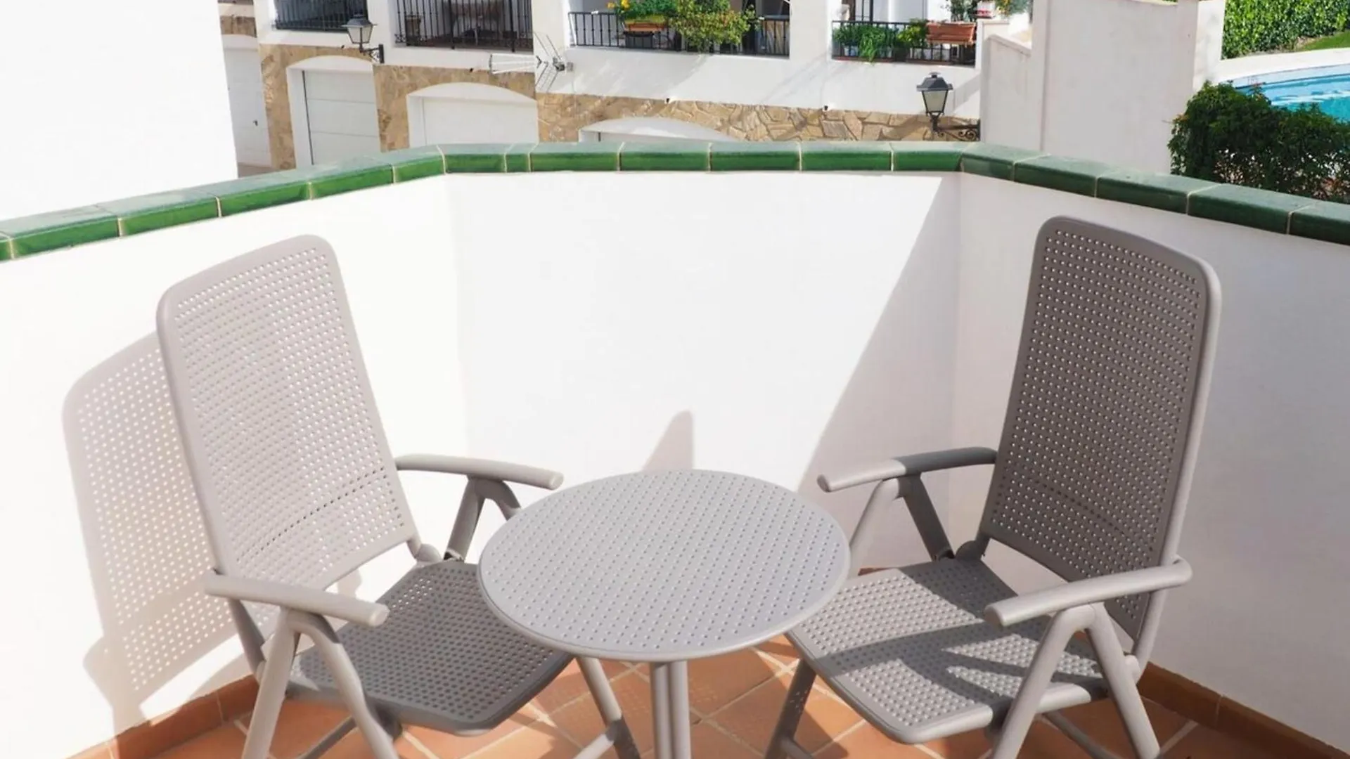 Stylish Villa Private Pool Ideal For Large Family ネルハ